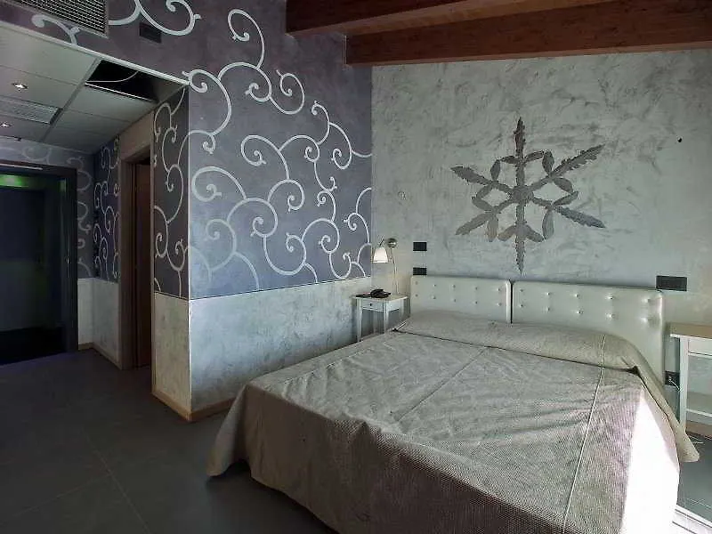 Resort Jacaranda San Cesario Sul Panaro 4*,  Italy